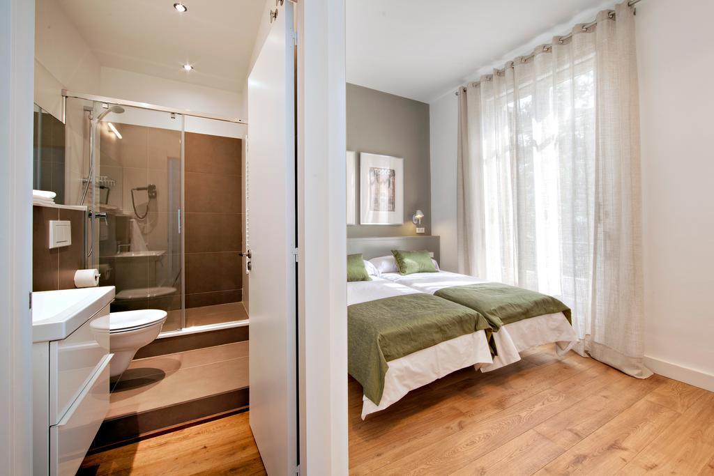 Apartment Habitat Rambla Deluxe Barcelona